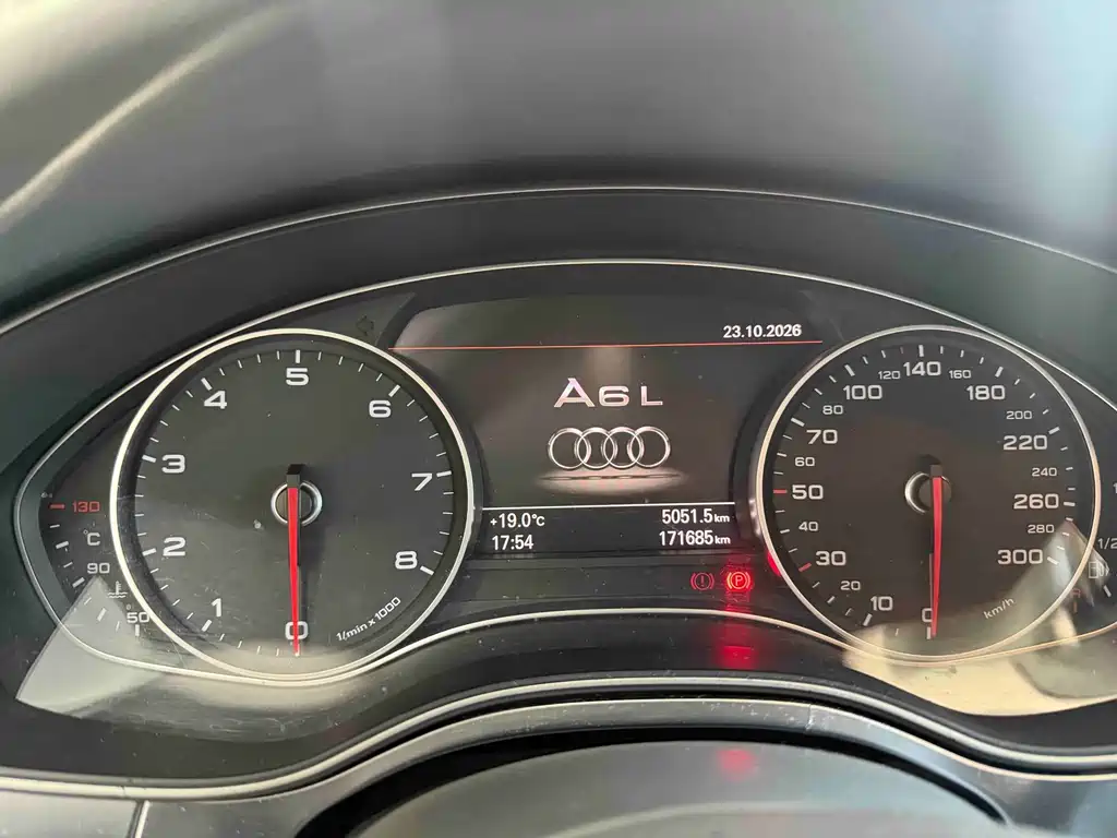Audi A6L — миниатюра 6
