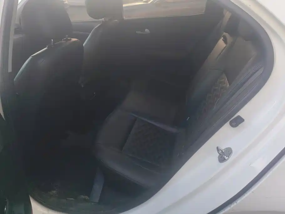 Kia Forte — миниатюра 11