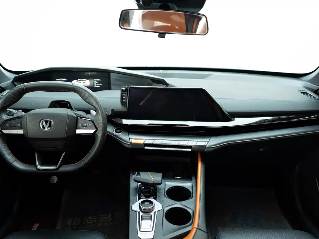 Changan UNI-V — миниатюра 10