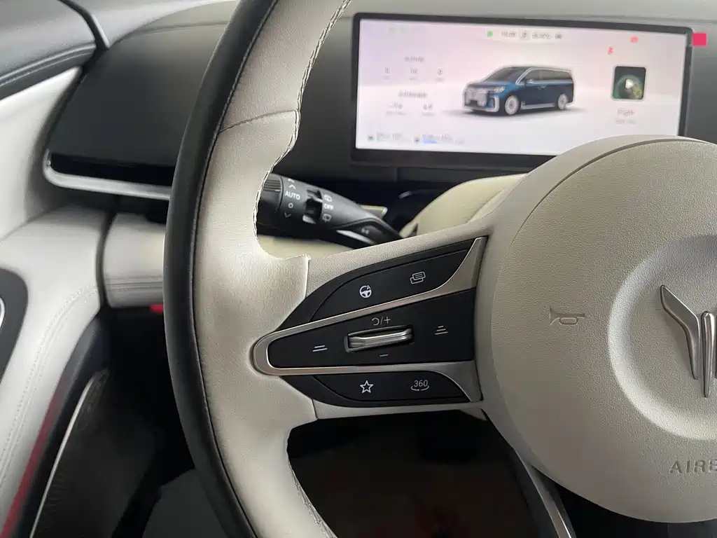VOYAH Dreamer — миниатюра 22