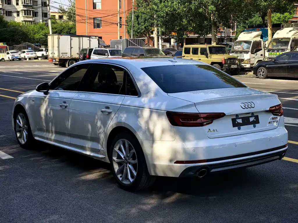 Audi A4L — миниатюра 13