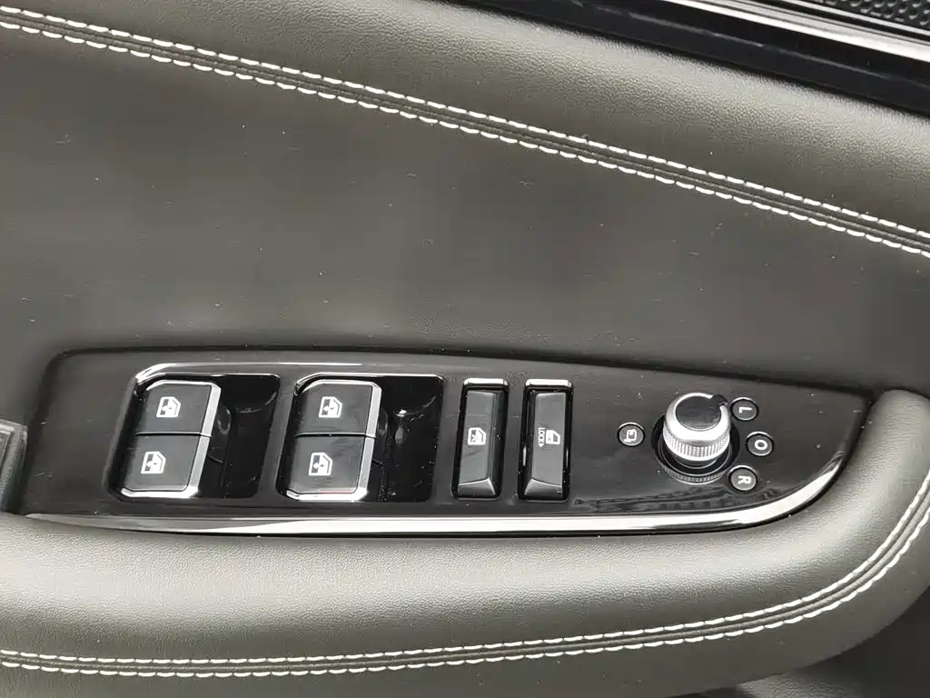 Changan CS85 COUPE — миниатюра 9