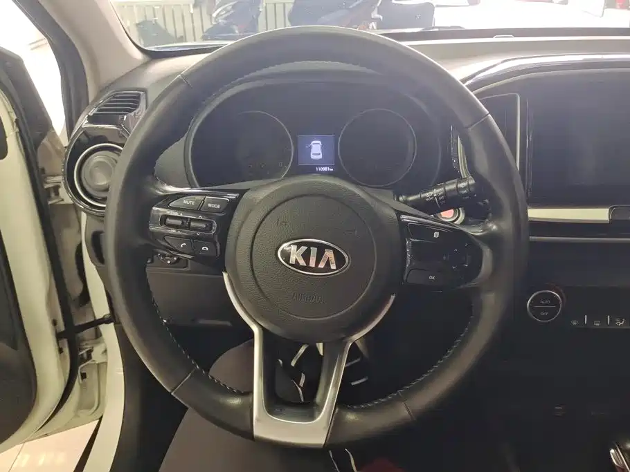 Kia KX1 — миниатюра 15