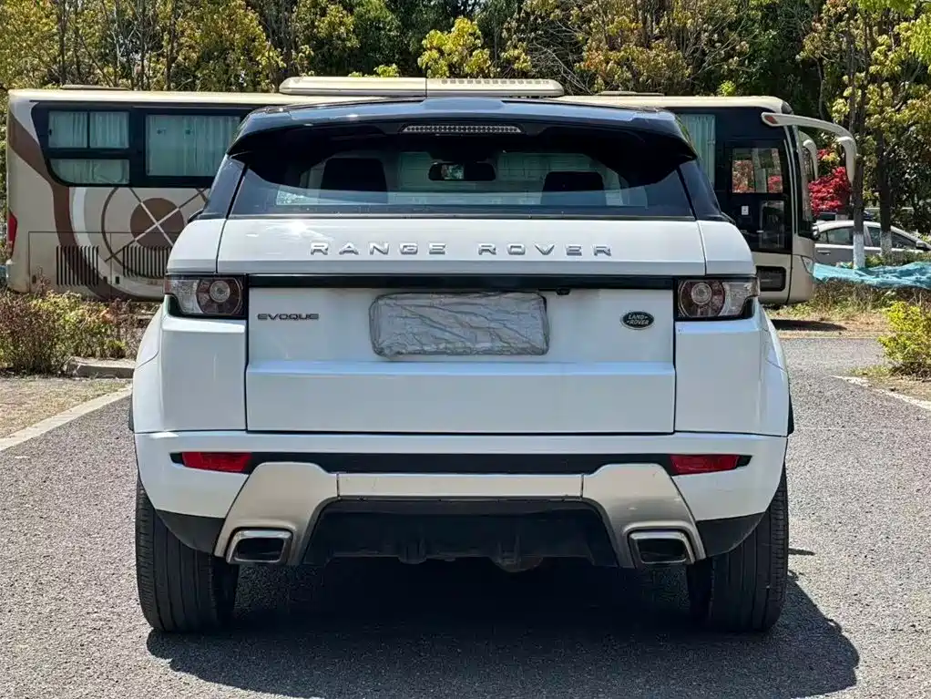 Land Rover Range Rover Evoque 2015 2.0T 5