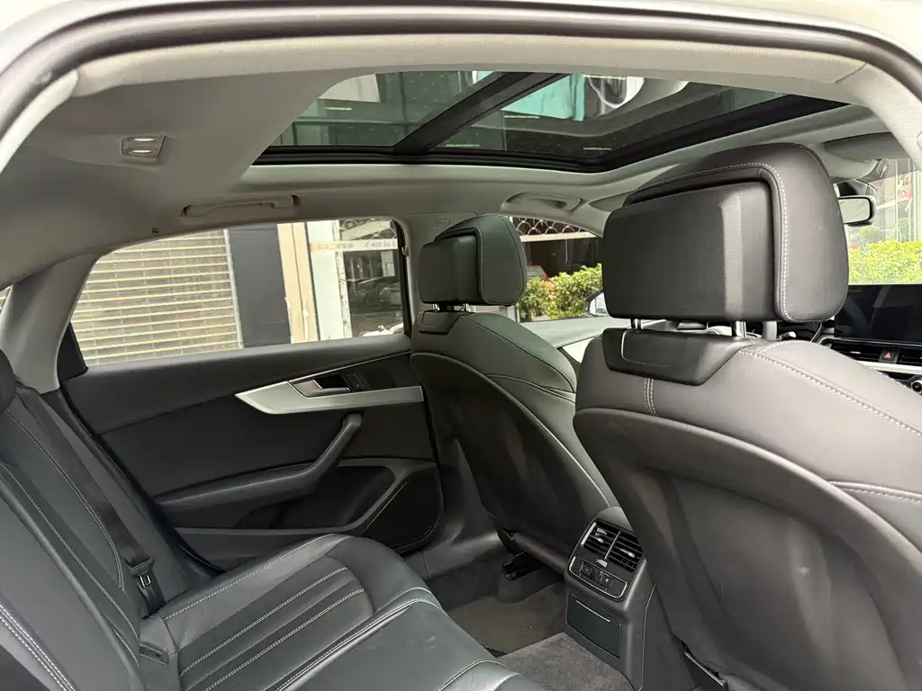 Audi A4L — миниатюра 15
