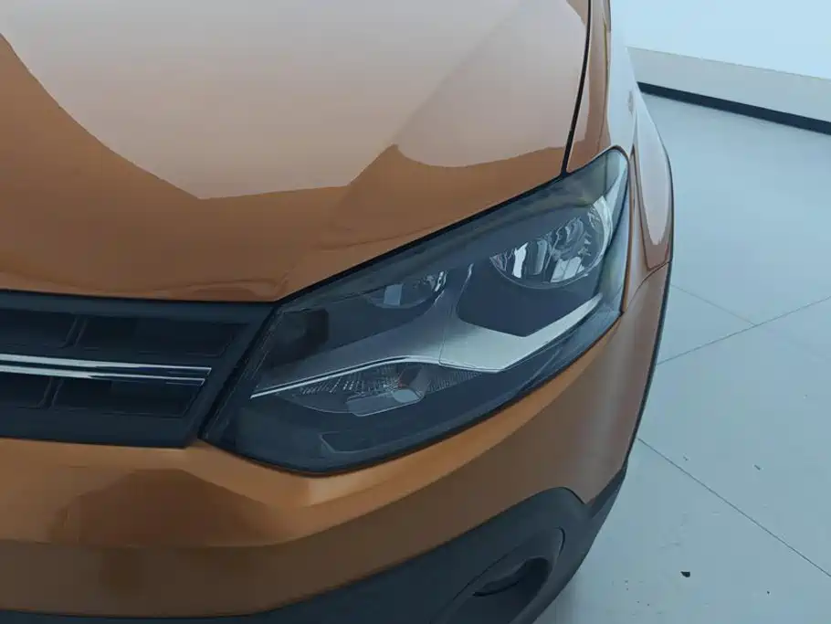Volkswagen Polo — миниатюра 5