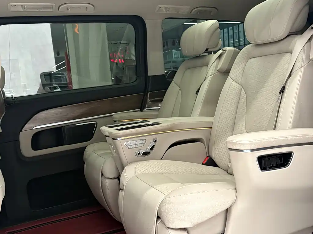 Mercedes-Benz V-Class — миниатюра 5