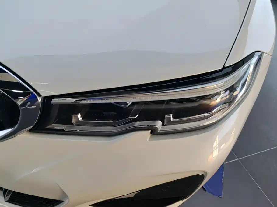 BMW 3 Series — миниатюра 5
