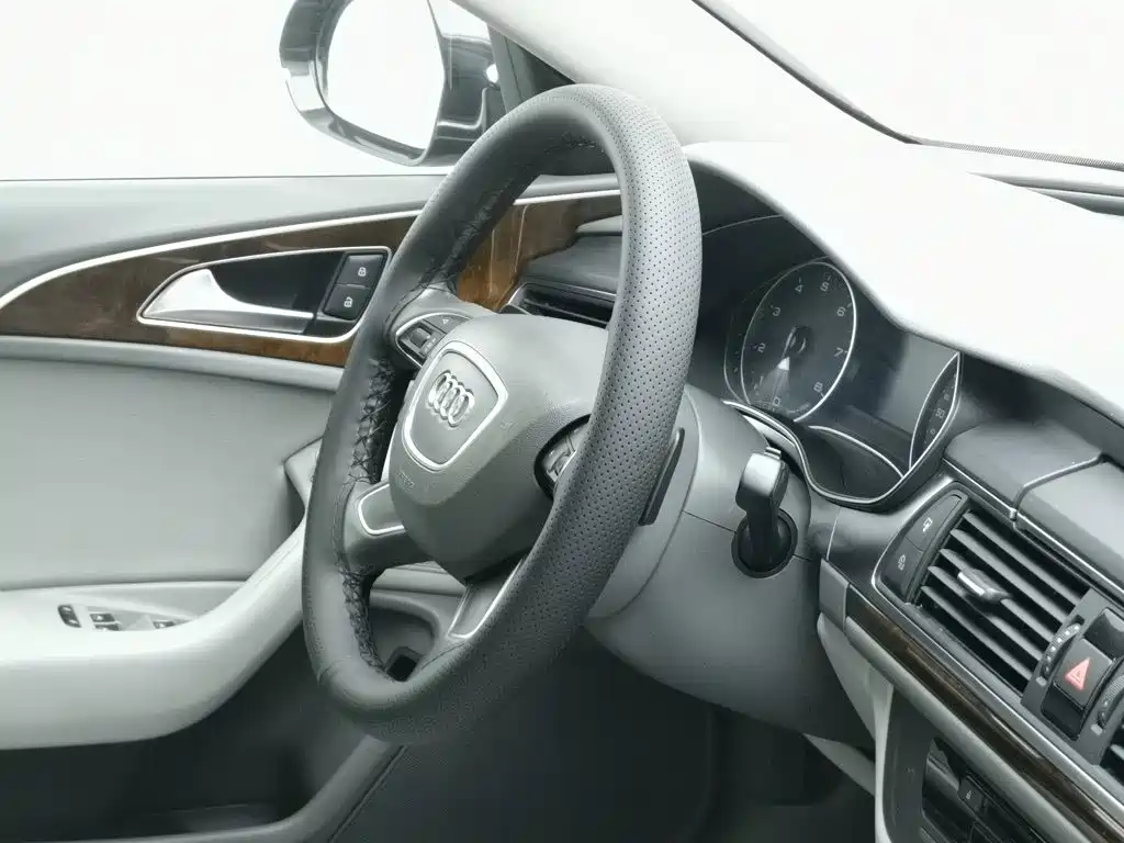 Audi A6L — миниатюра 22