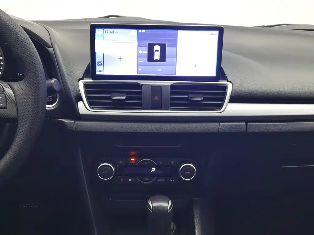 Mazda 3 Axela — миниатюра 12