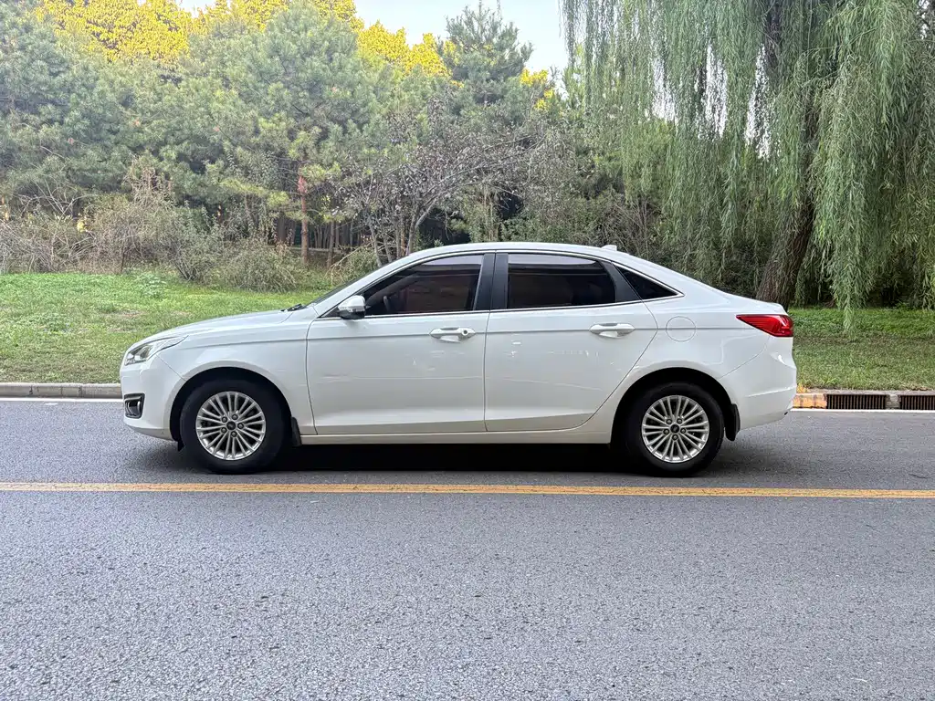 Ford Escort — миниатюра 3