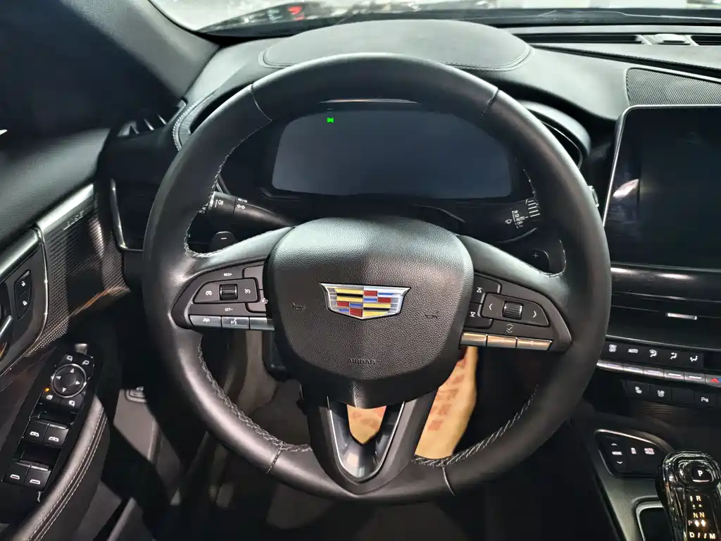 Cadillac CT5 2023 28T Luxury ( Standard )