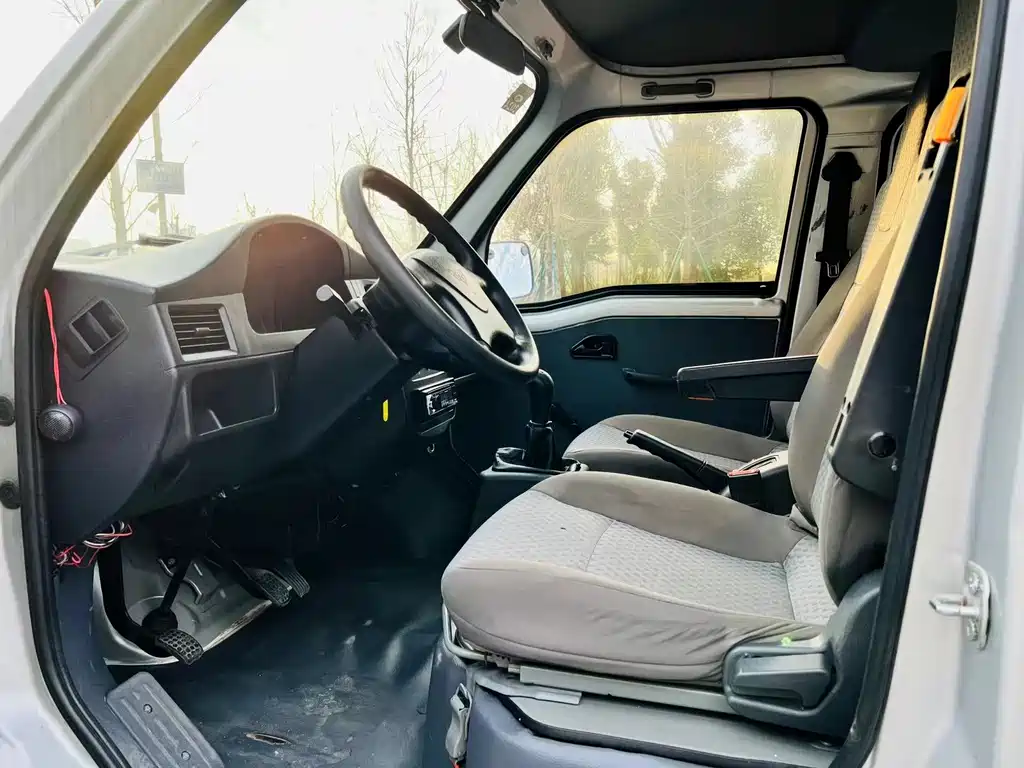 Wuling Zhiguang — миниатюра 4