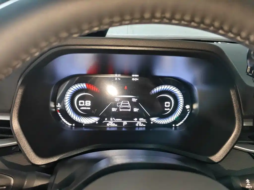 Geely Emgrand — миниатюра 7