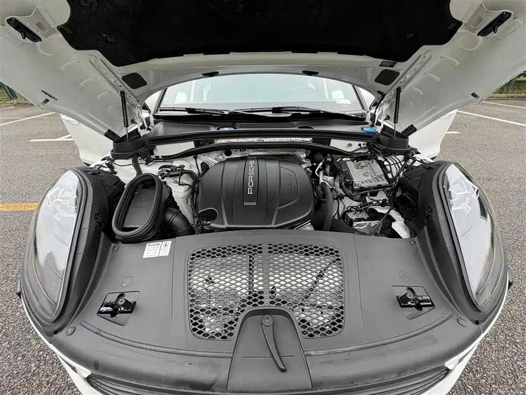 Porsche Macan — миниатюра 40