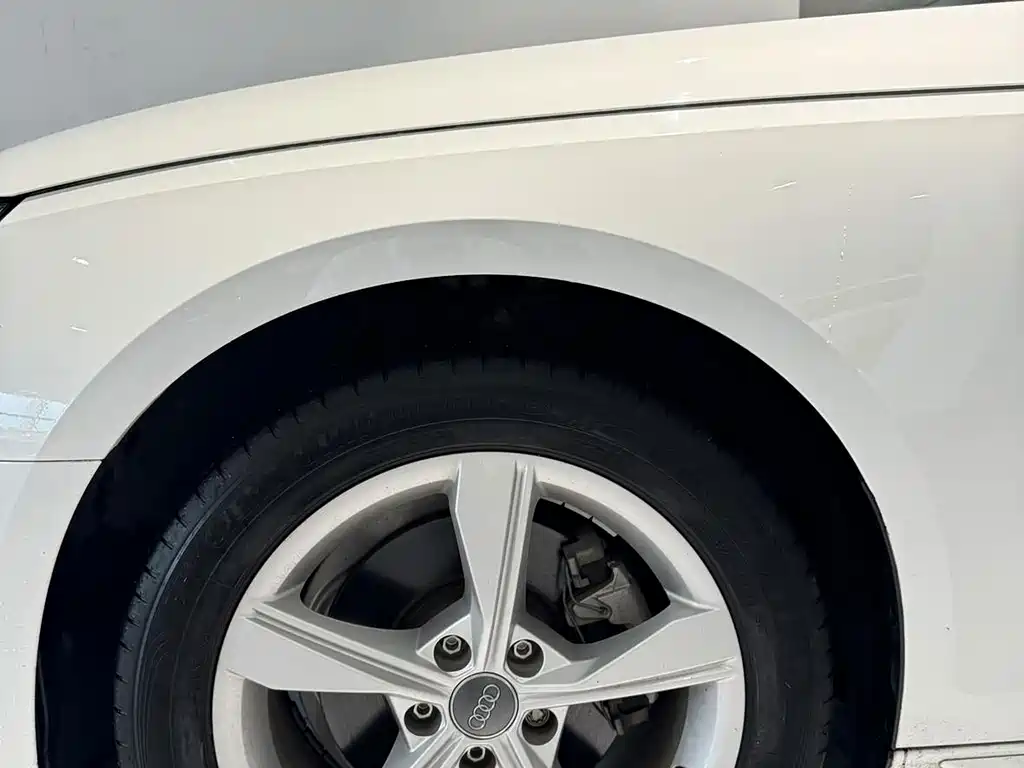 Audi A4L — миниатюра 18
