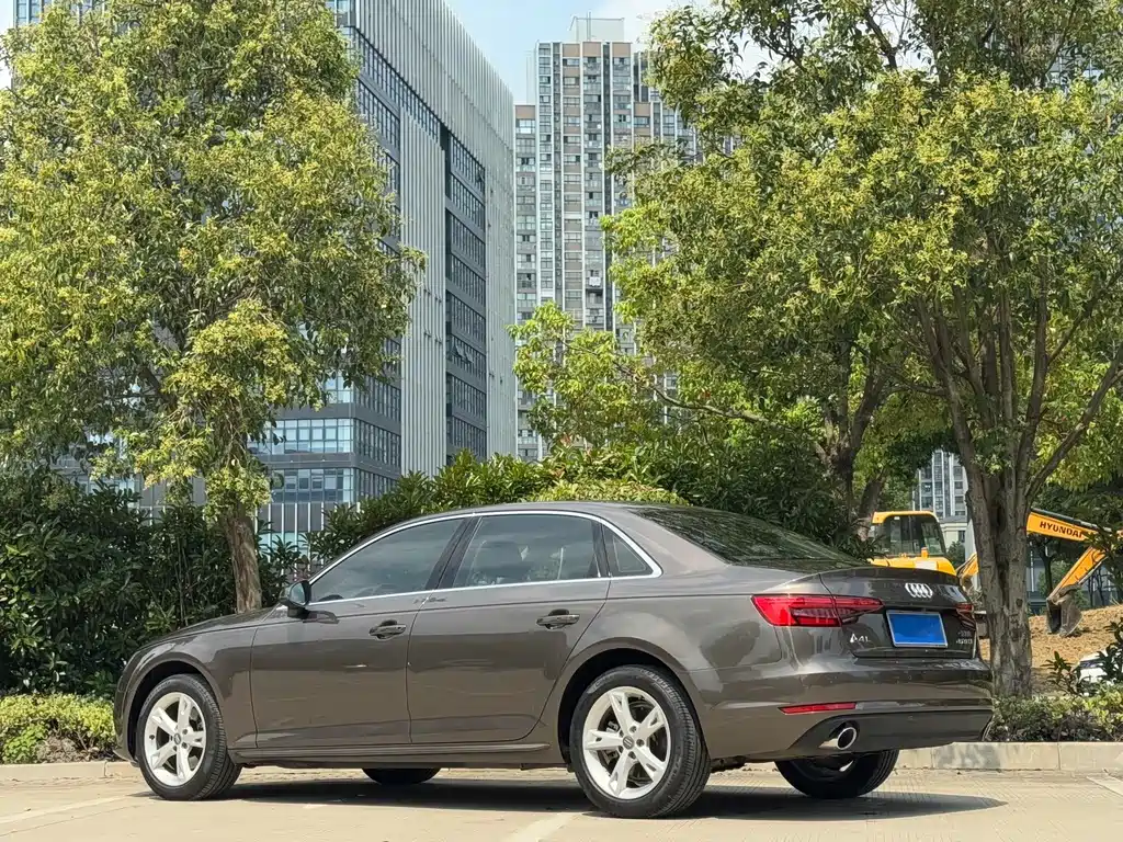 Audi A4L — миниатюра 20