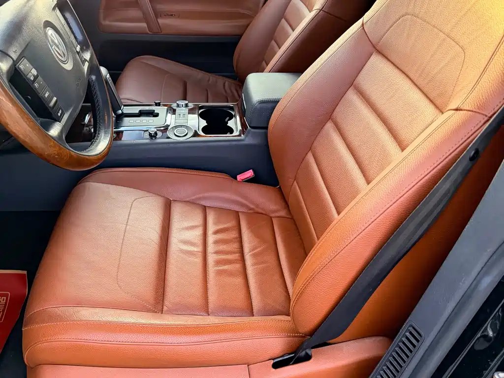 Volkswagen Touareg — миниатюра 9