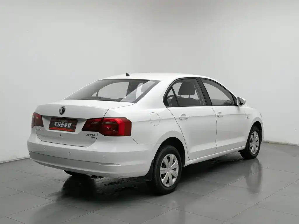 Volkswagen Jetta — миниатюра 2