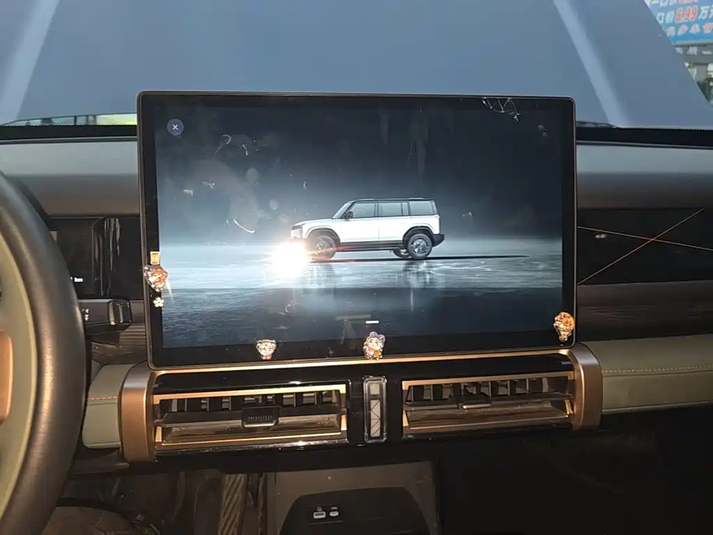 iCAR iCAR 03 — миниатюра 13