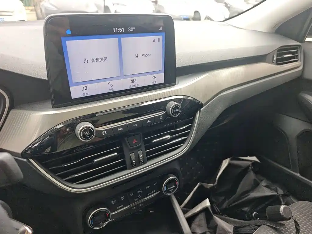 Ford Focus — миниатюра 14