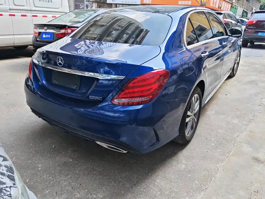 Mercedes-Benz C-Class — миниатюра 3