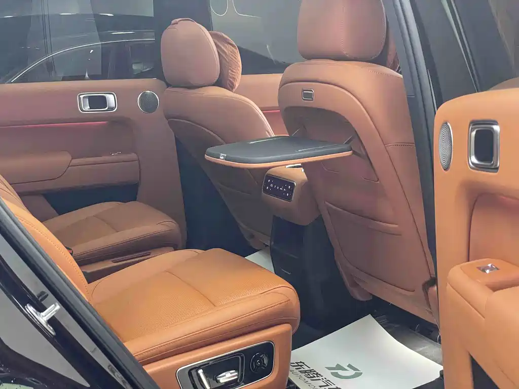 Li Auto Li L8 — миниатюра 16