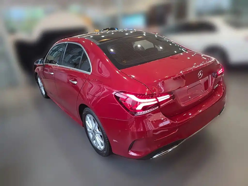 Mercedes-Benz A-Class — миниатюра 7