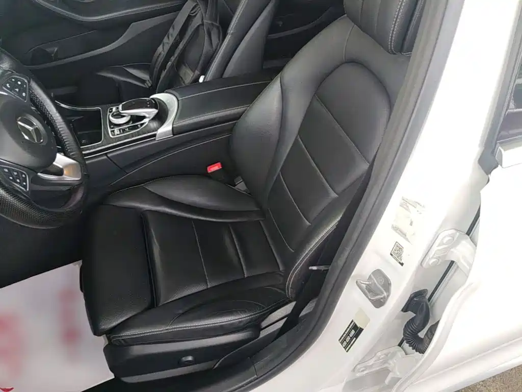 Mercedes-Benz C-Class — миниатюра 15