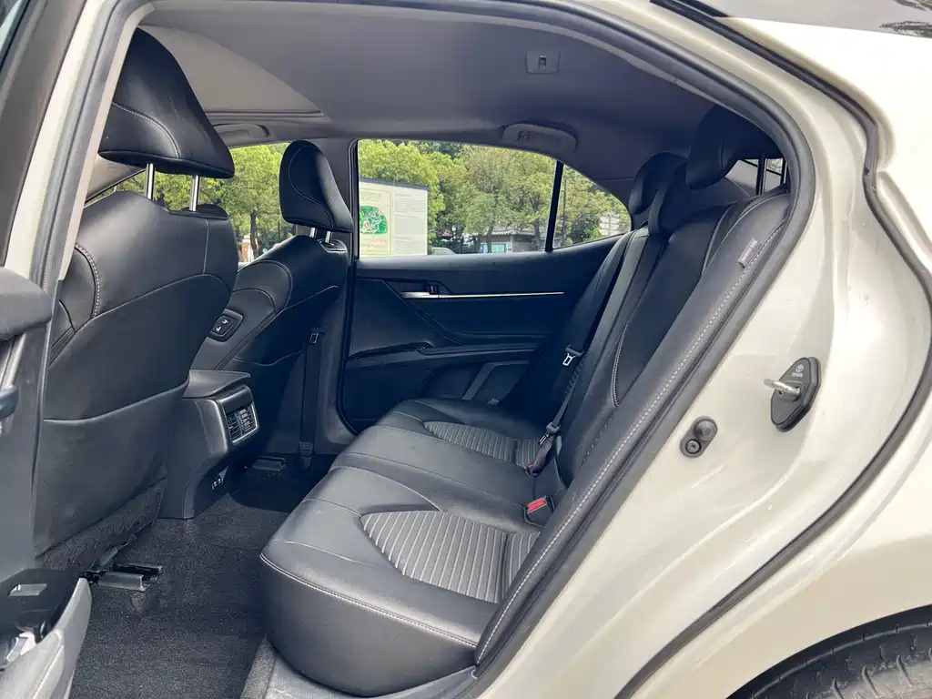 Toyota Camry 2023 2.5S