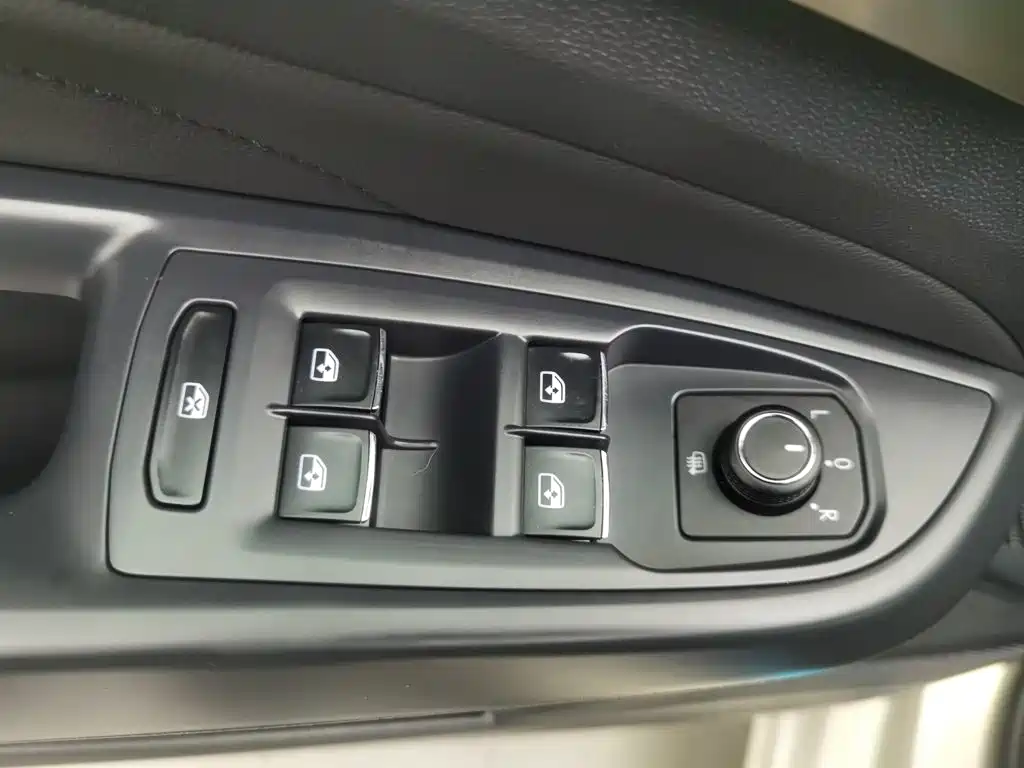 Volkswagen Passat — миниатюра 9