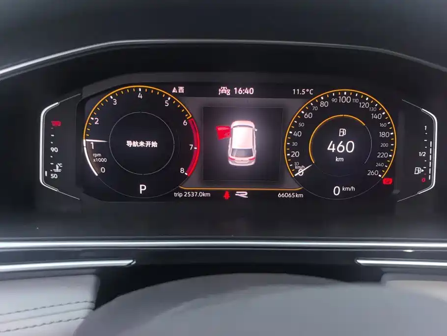 Volkswagen Tiguan L — миниатюра 14