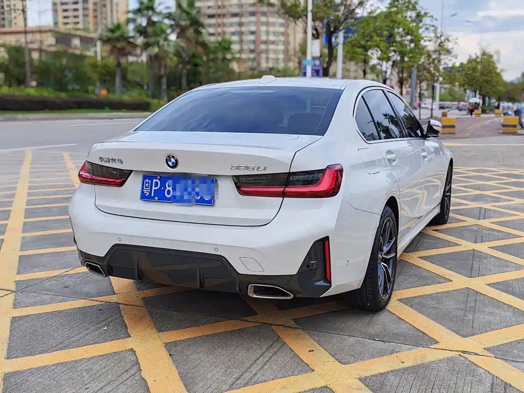 BMW 3 Series — миниатюра 7