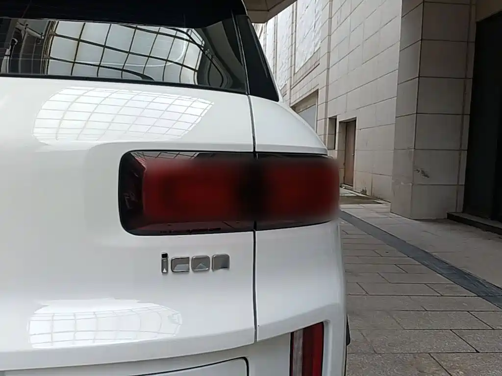 Geely Icon — миниатюра 8