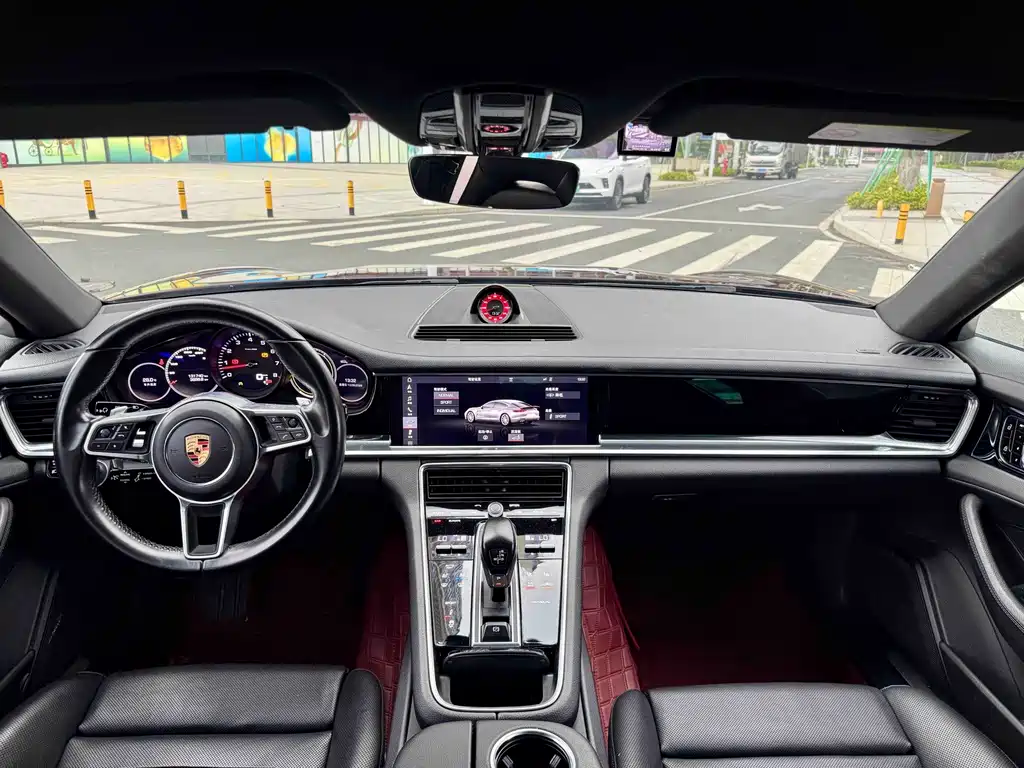 Porsche Panamera — миниатюра 7