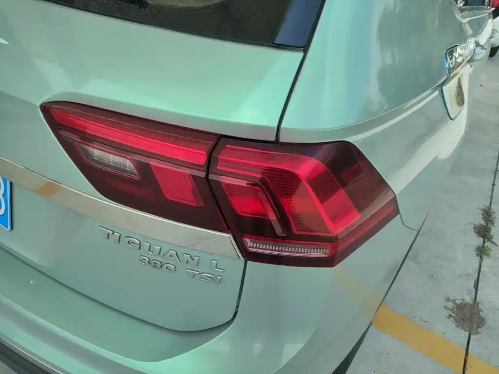 Volkswagen Tiguan L — миниатюра 8