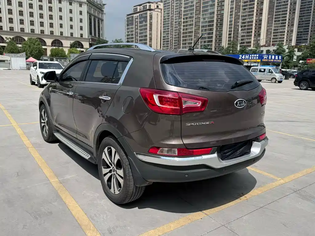 Kia Sportage — миниатюра 7
