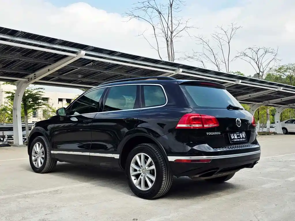 Volkswagen Touareg — миниатюра 7