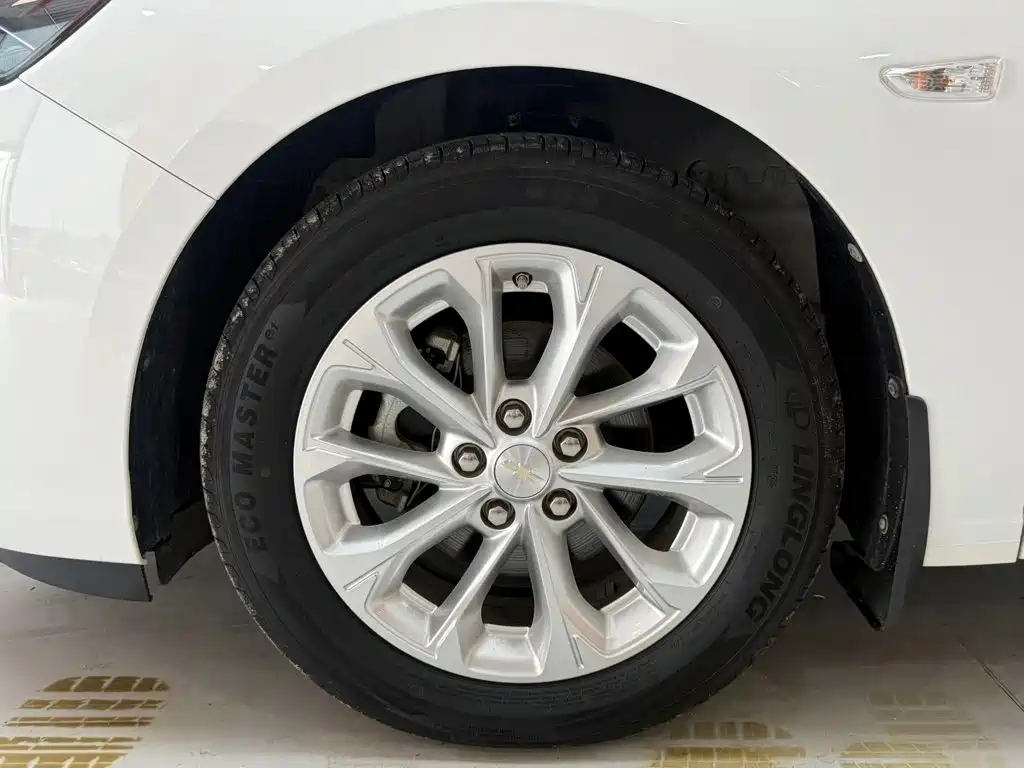 Chevrolet Monza — миниатюра 15