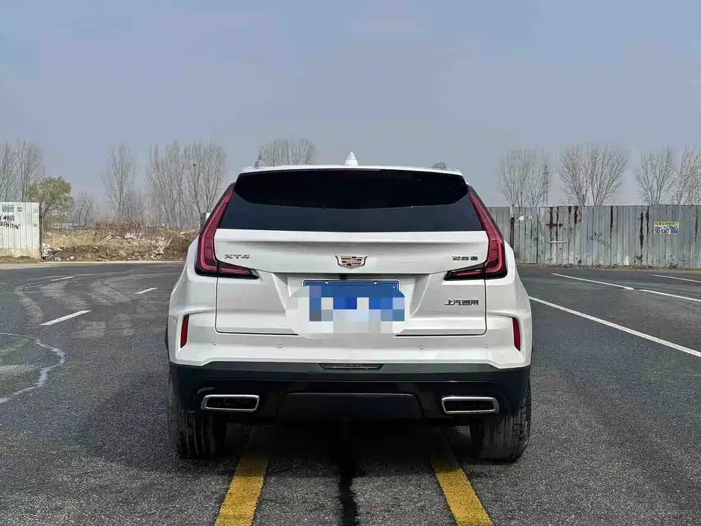 Cadillac XT4 — миниатюра 7