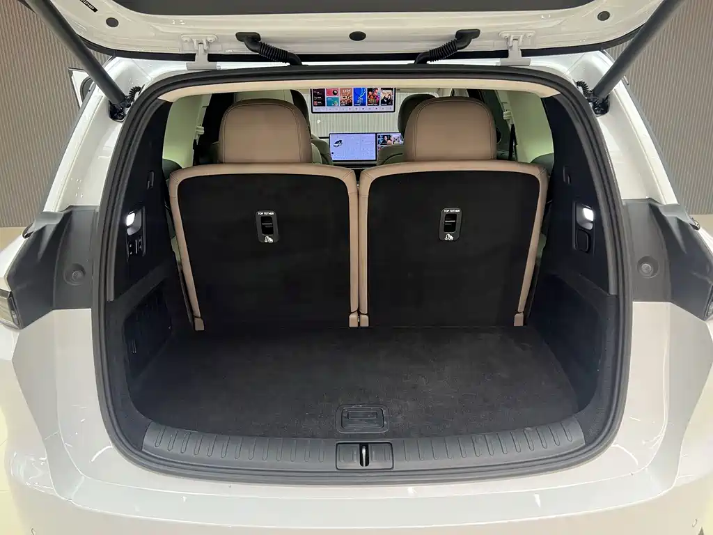 Li Auto Li i8 — миниатюра 17