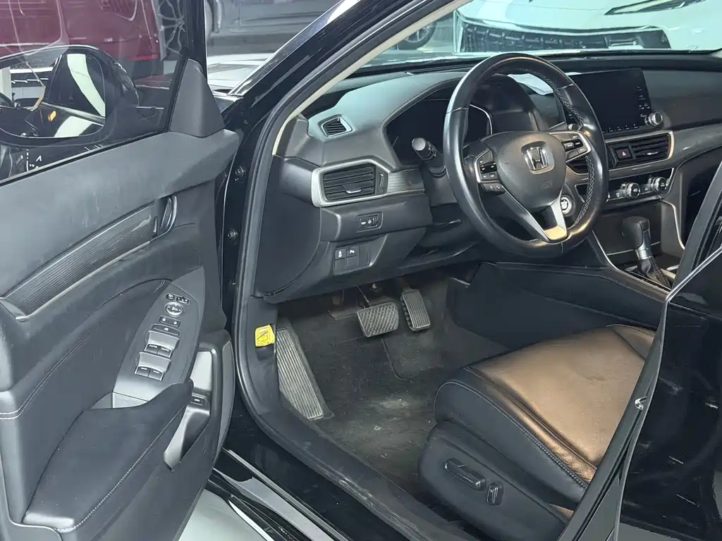 Honda Accord — миниатюра 3