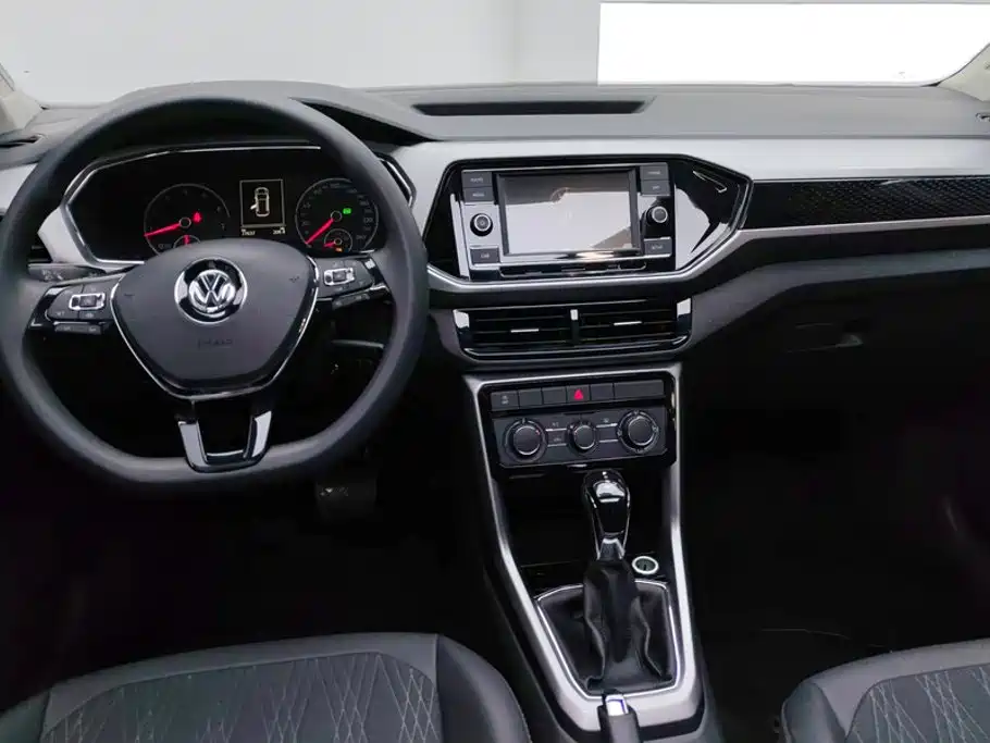 Volkswagen T-Cross — миниатюра 12