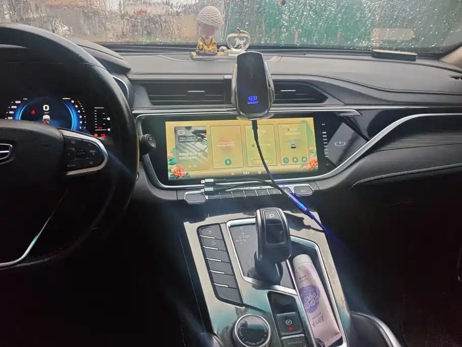 Geely Boyue — миниатюра 13