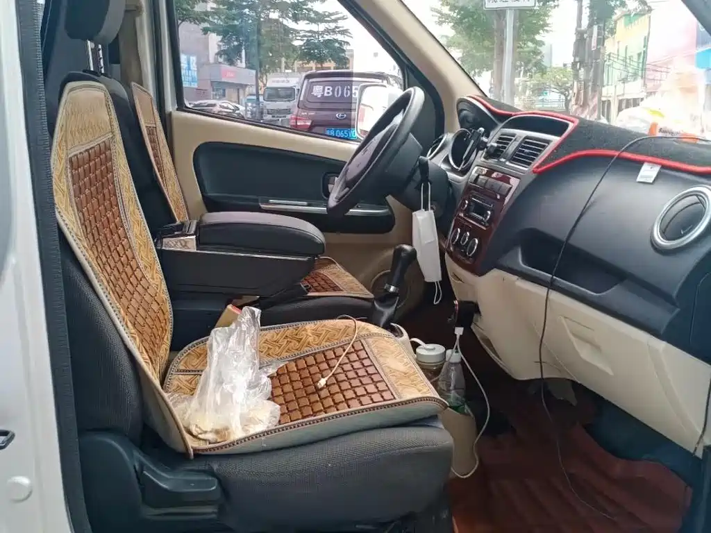 CHANGAN CHANGAN RUIXING M80