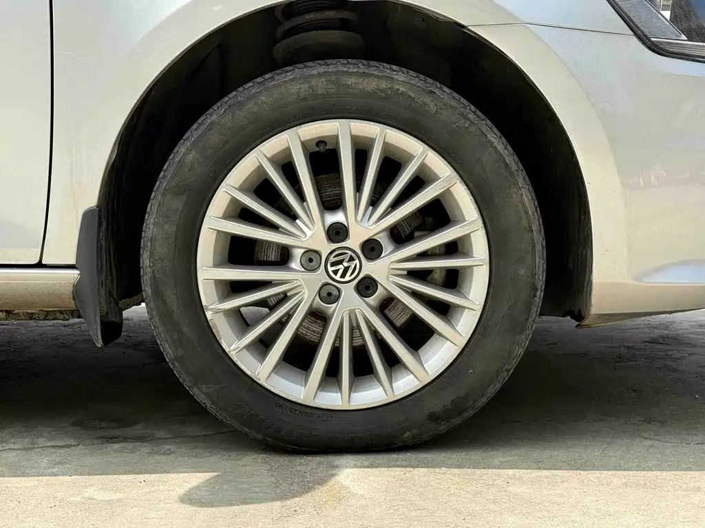 Volkswagen Bora — миниатюра 16