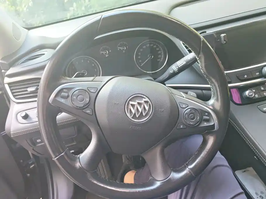 Buick LaCrosse — миниатюра 15