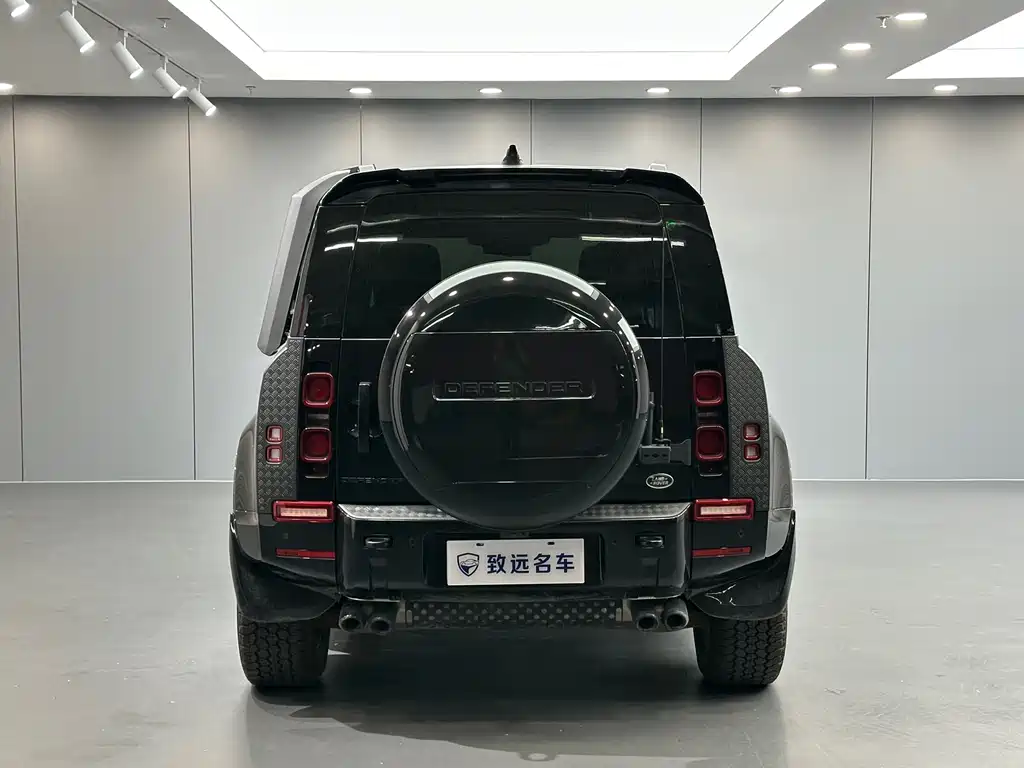Land Rover Defender — миниатюра 5