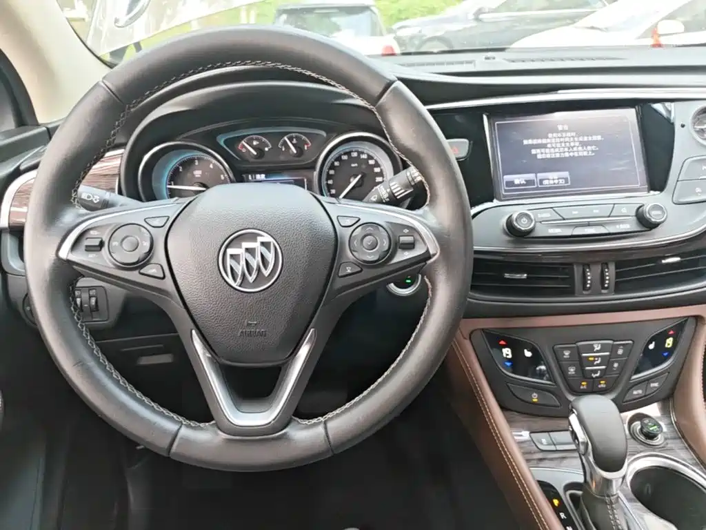 Buick Envision Plus — миниатюра 10