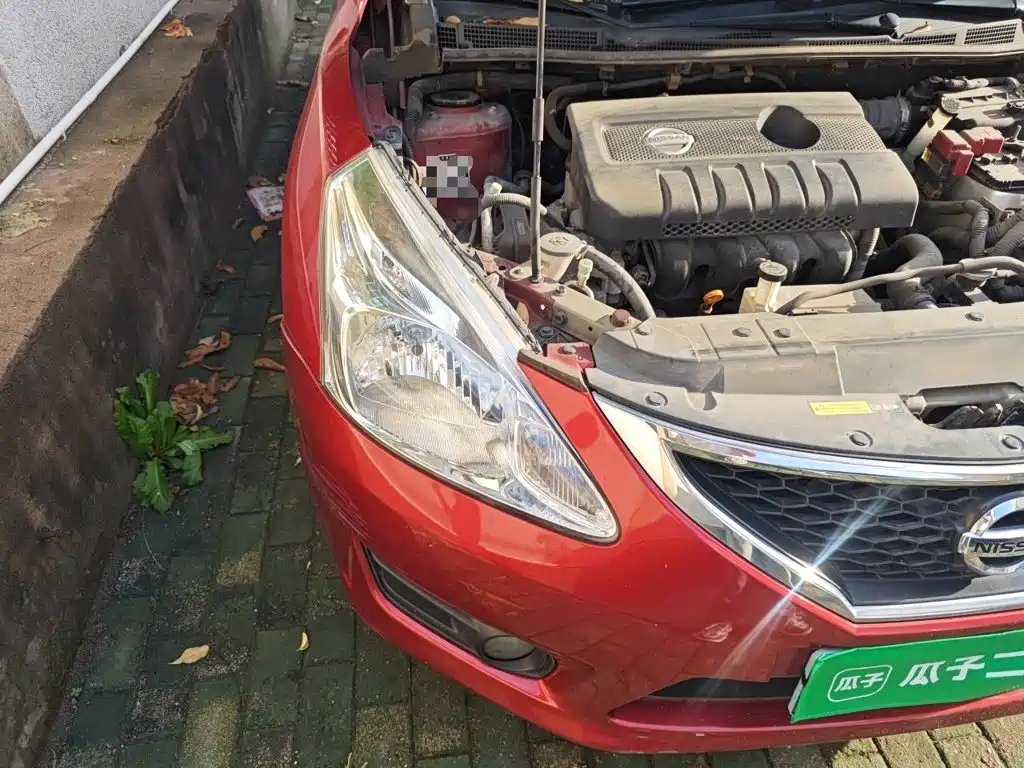 Nissan Tiida — миниатюра 7